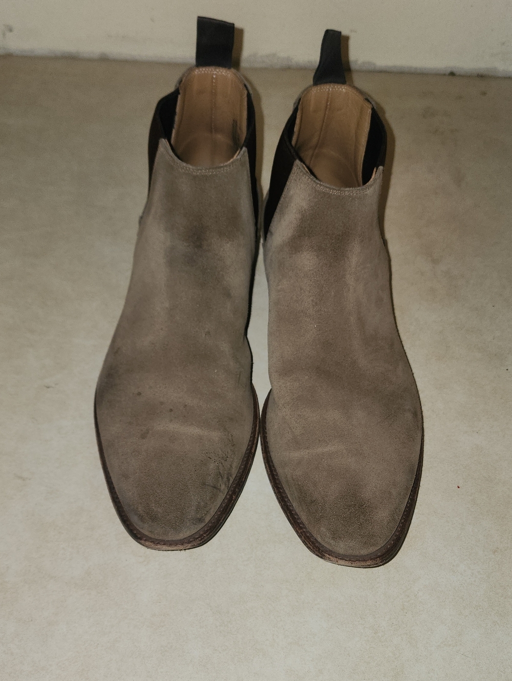 Men's Suede Chukka Boots in Taupe Brown